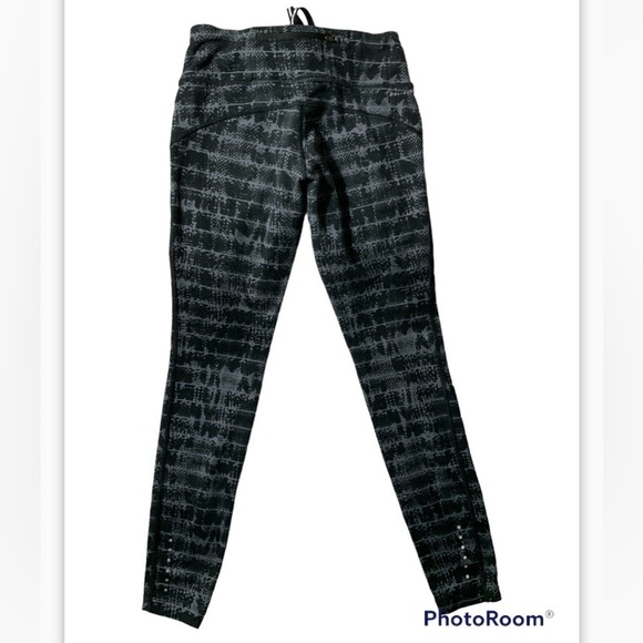 Nike Dry-Fit Nike Running Leggings XS In black and gray Back Zippered pocket - Picture 3 of 9